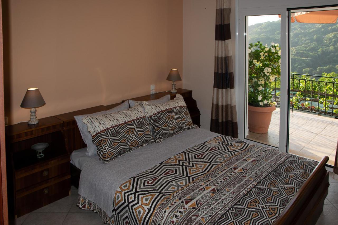 D & K Guest House Makrirrakhi Экстерьер фото